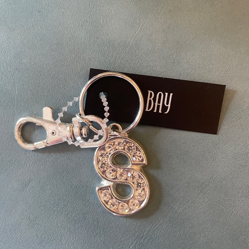 New with tag “S” key chain
